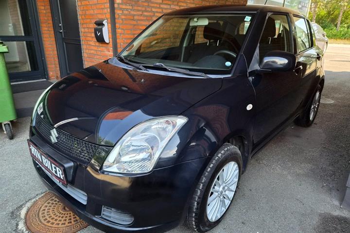 Sort Suzuki Swift fra 2006