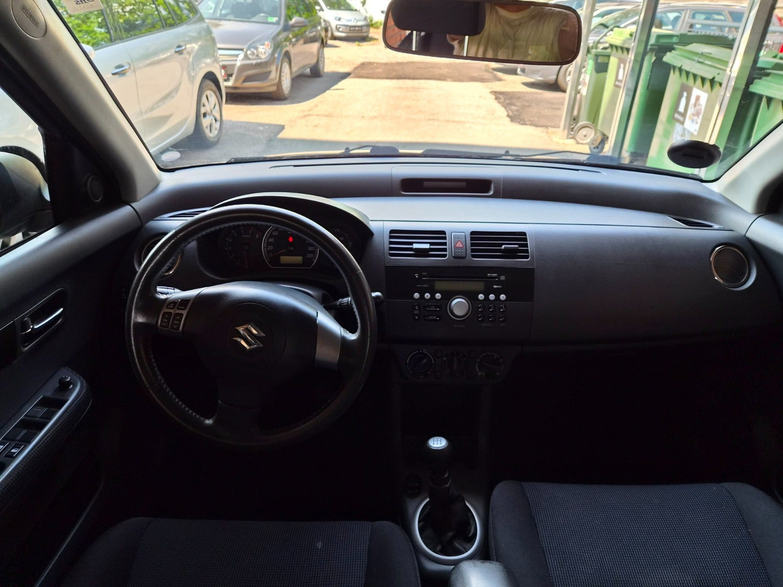 Sort Suzuki Swift fra 2006