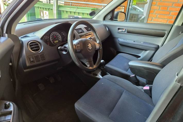 Sort Suzuki Swift fra 2006
