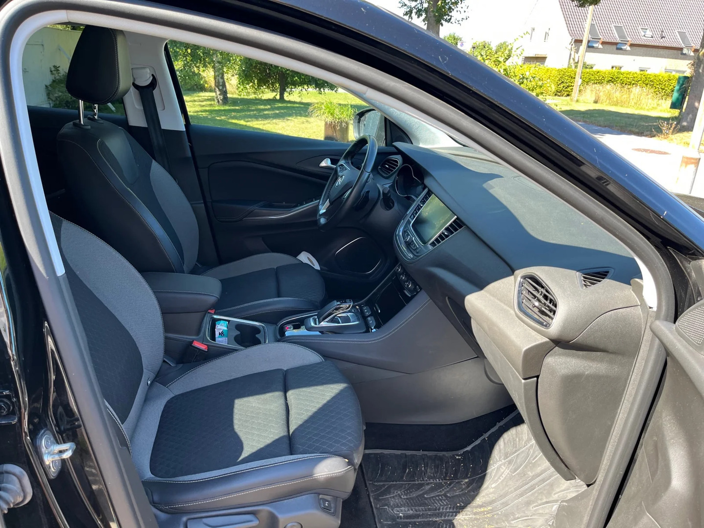 Sort Opel Grandland X fra 2021