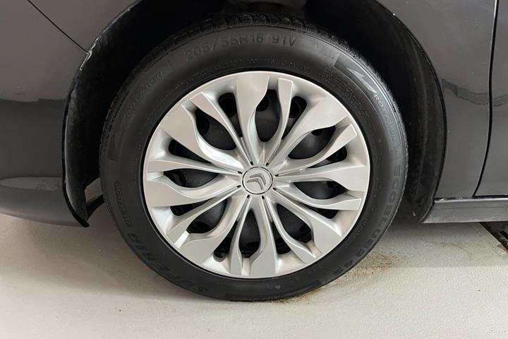 Sort Citroën C4 fra 2015