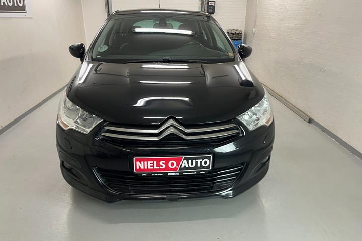Sort Citroën C4 fra 2015