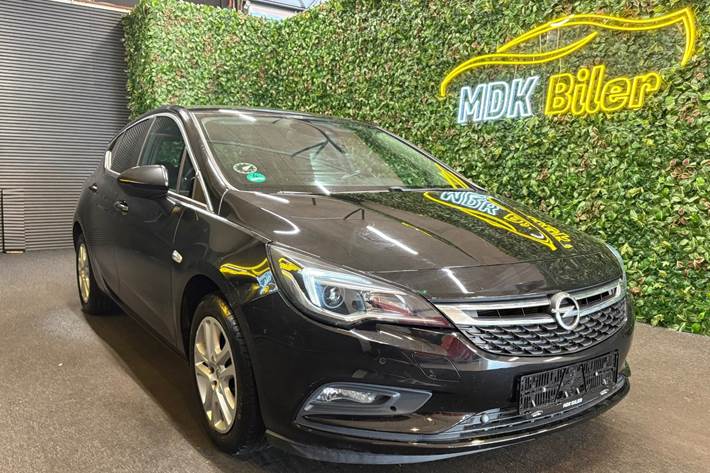 undefined Opel Astra fra 2017 set udefra