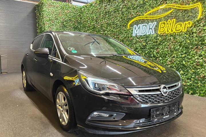 undefined Opel Astra fra 2017 set udefra