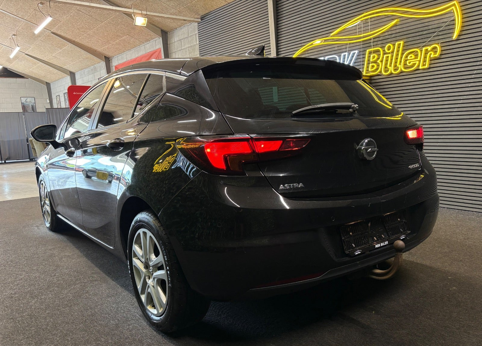 undefined Opel Astra fra 2017