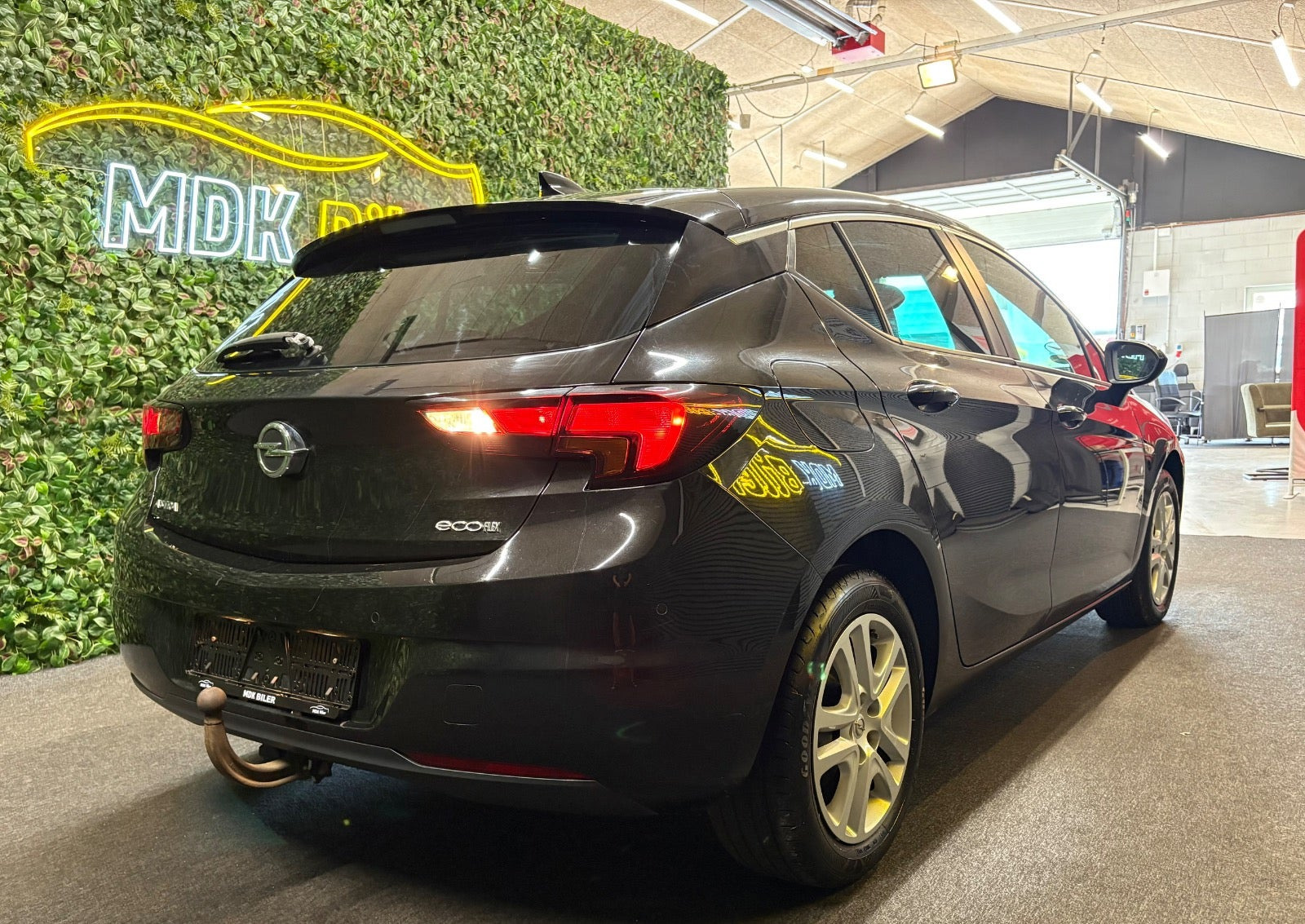 undefined Opel Astra fra 2017