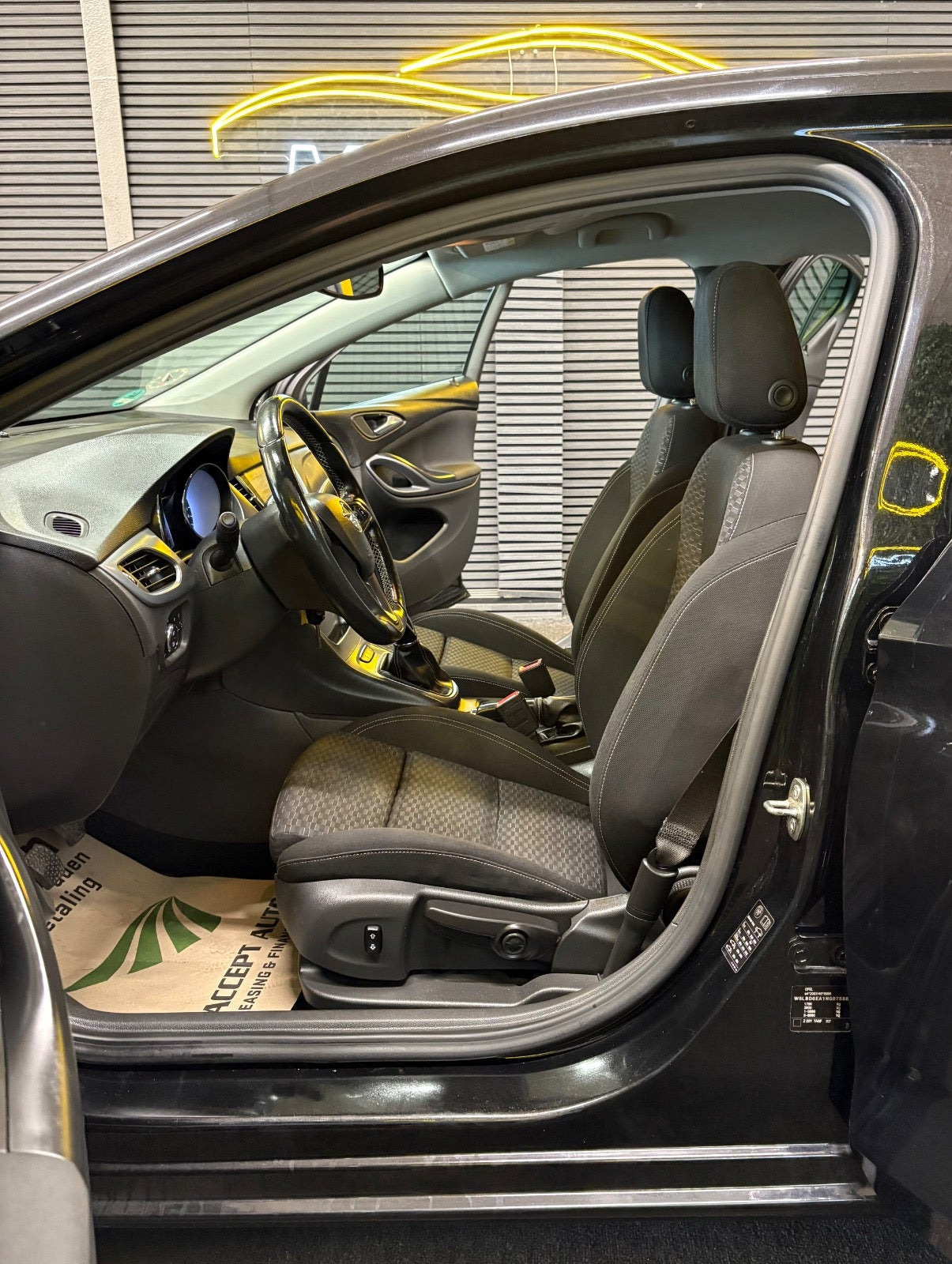 undefined Opel Astra fra 2017