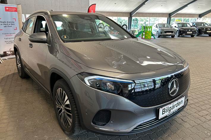 Grå Mercedes EQA250+ fra 2024