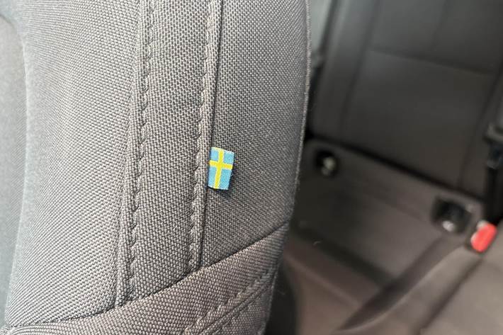 Blå Volvo XC40 fra 2023