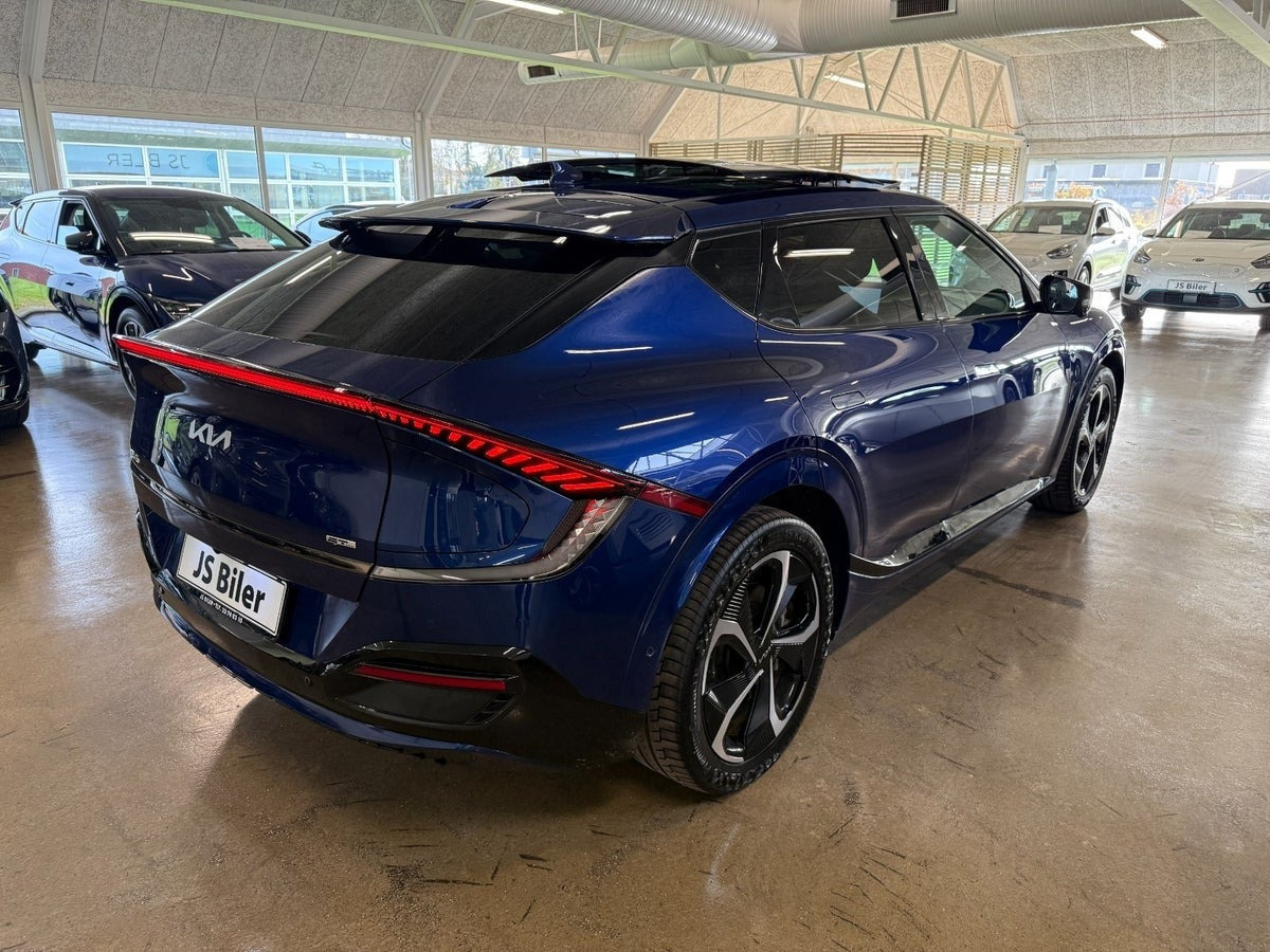 Blå Kia EV6 fra 2024
