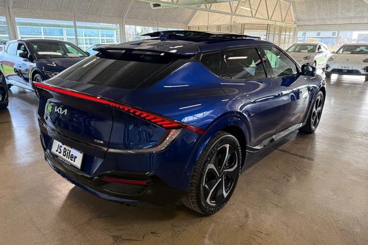 Blå Kia EV6 fra 2024