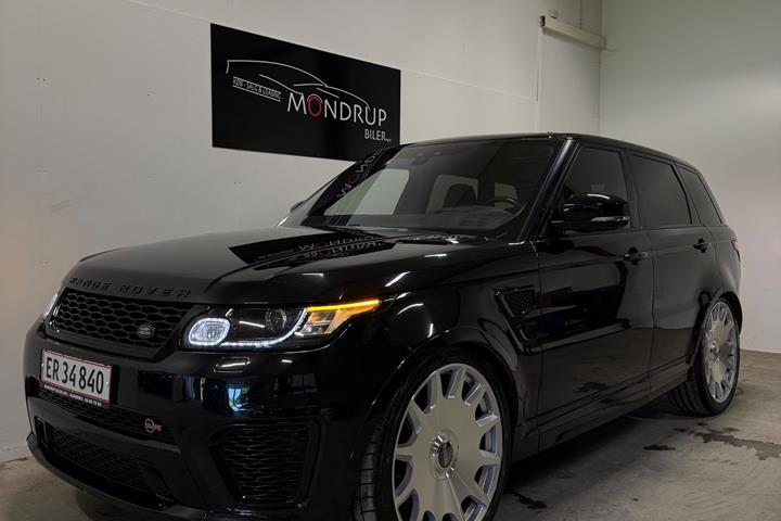 Sort Land Rover Range Rover sport fra 2017 set udefra