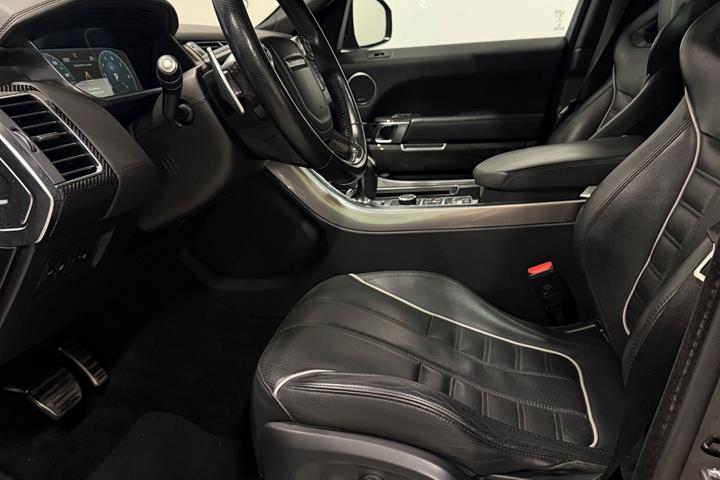Sort Land Rover Range Rover sport fra 2017