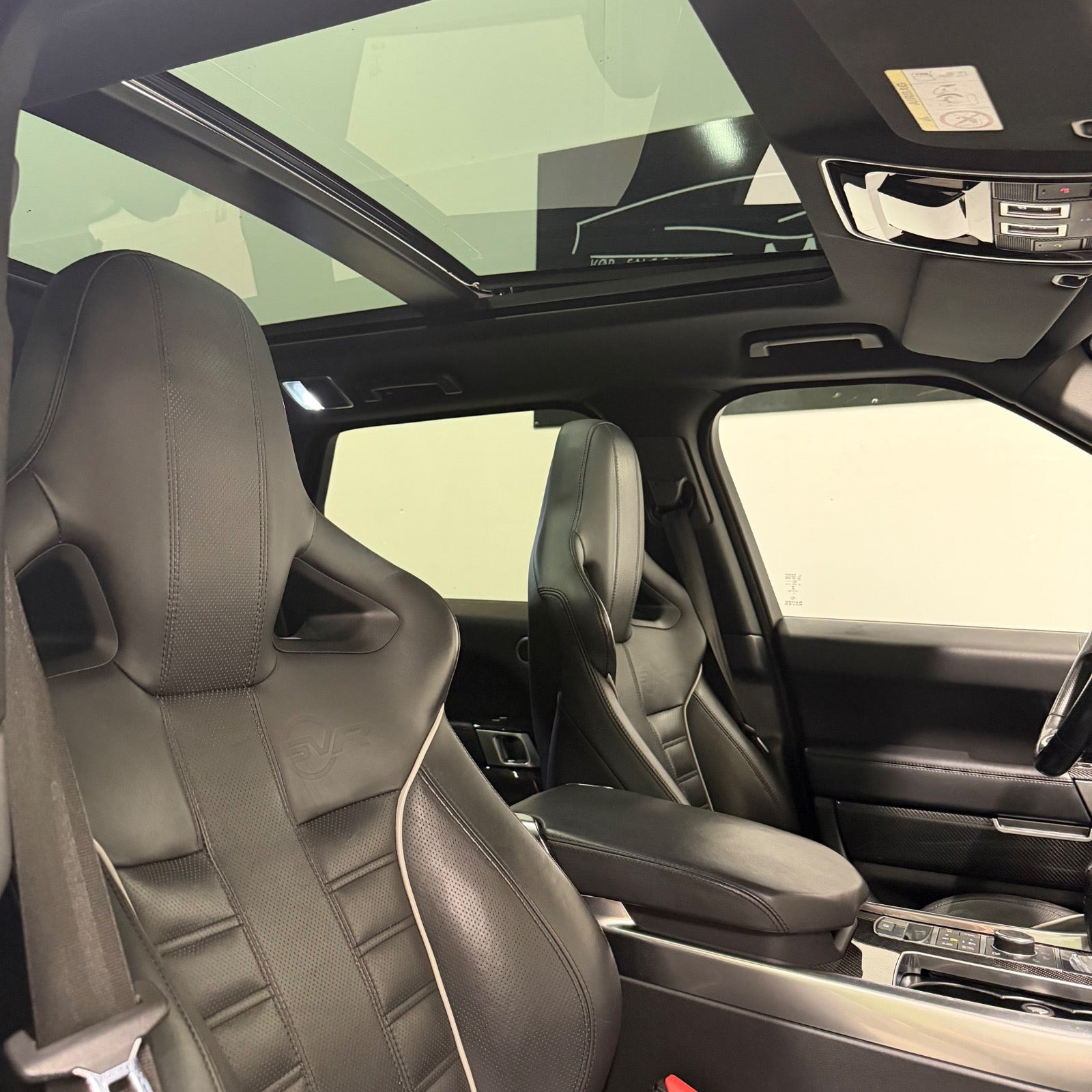 Sort Land Rover Range Rover sport fra 2017