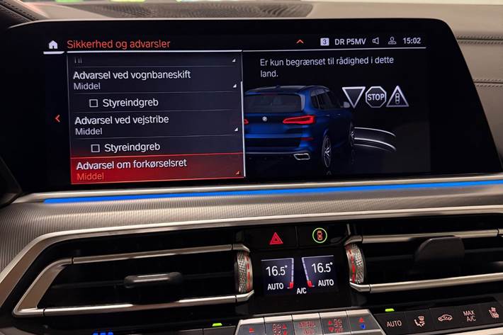 Blå BMW X5 fra 2020