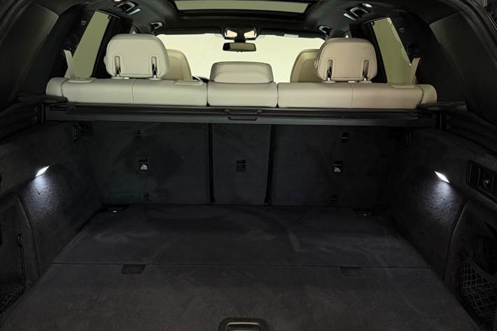 Blå BMW X5 fra 2020