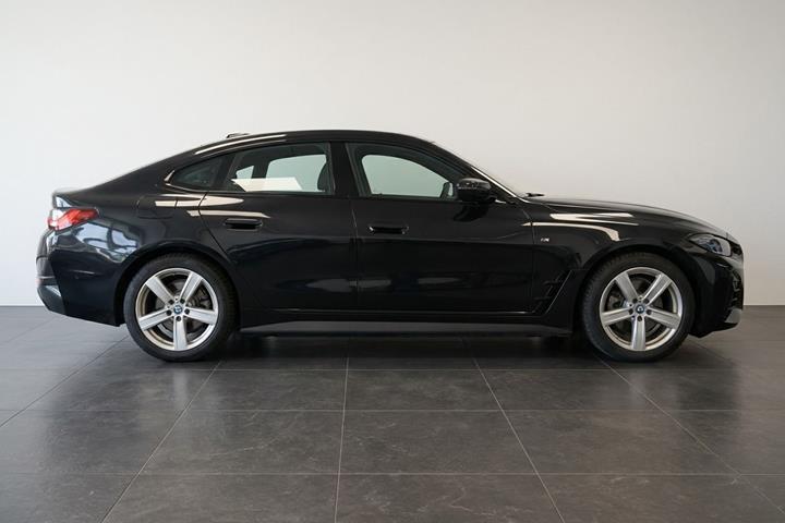 Sort BMW i4 fra 2024