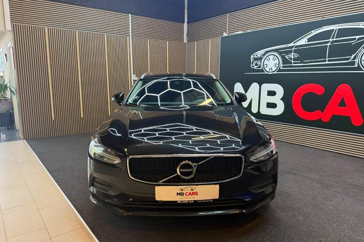 Sort Volvo V90 fra 2018