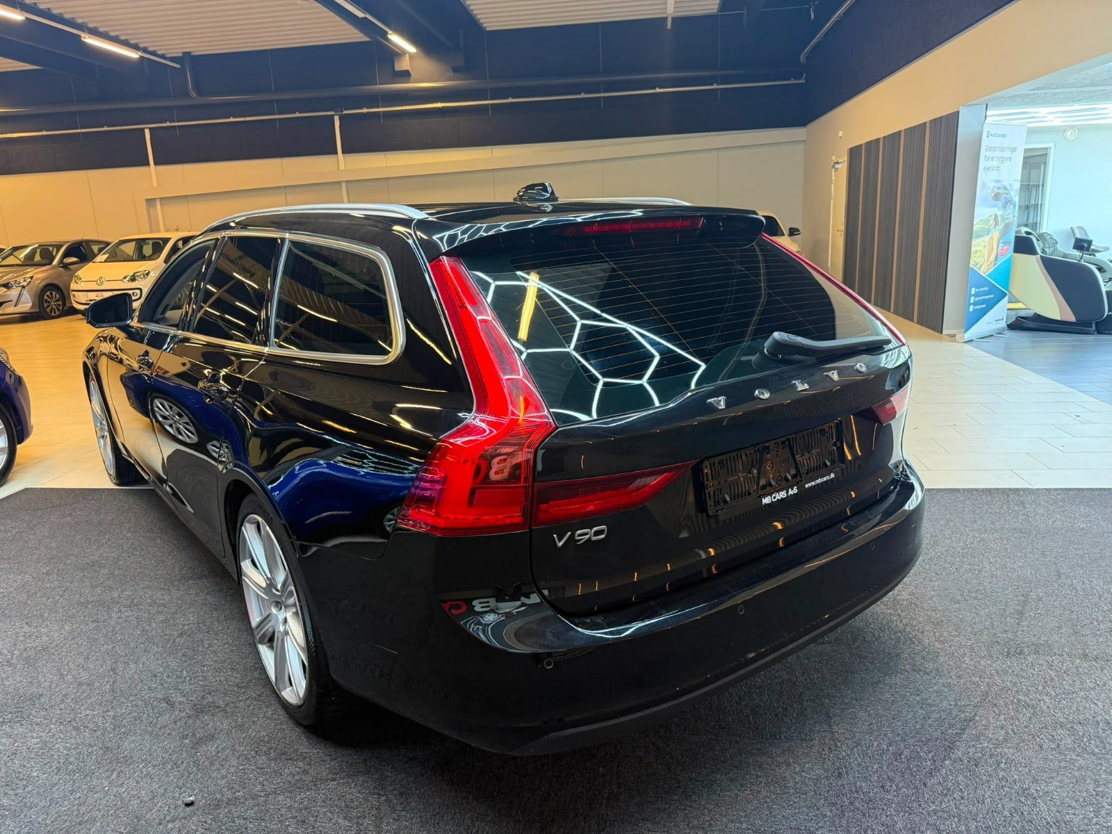 Sort Volvo V90 fra 2018