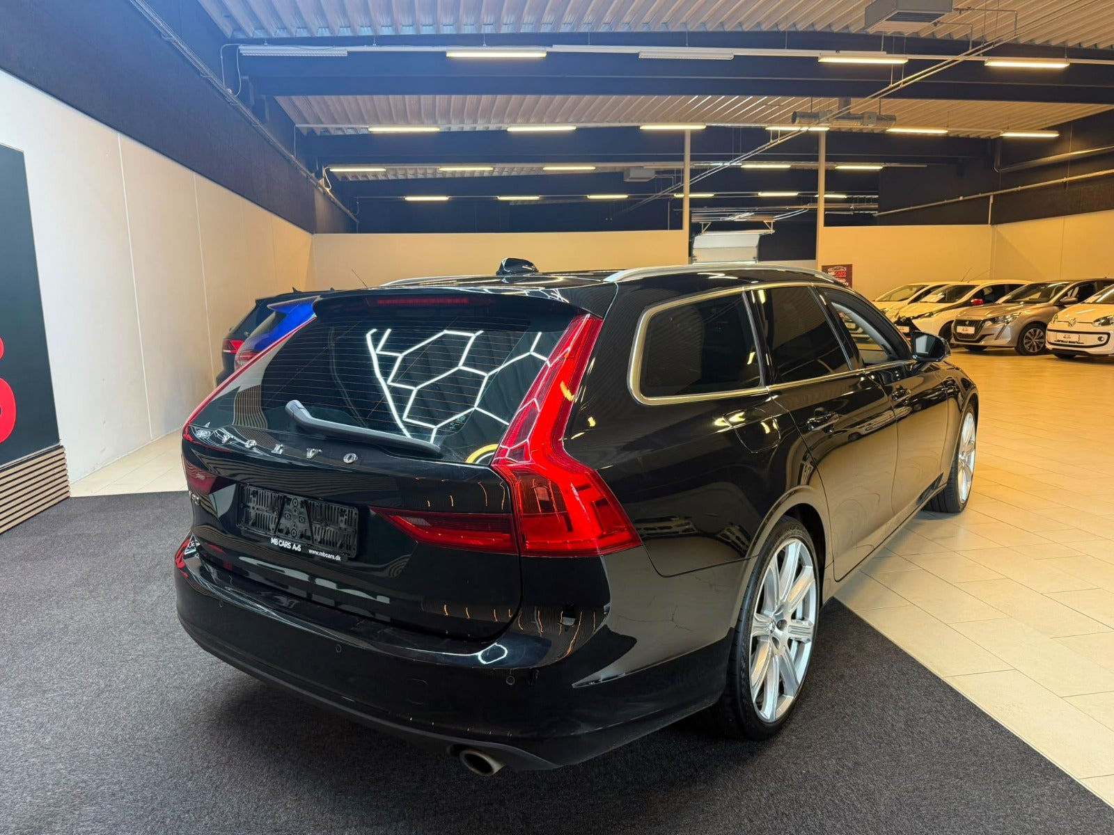 Sort Volvo V90 fra 2018