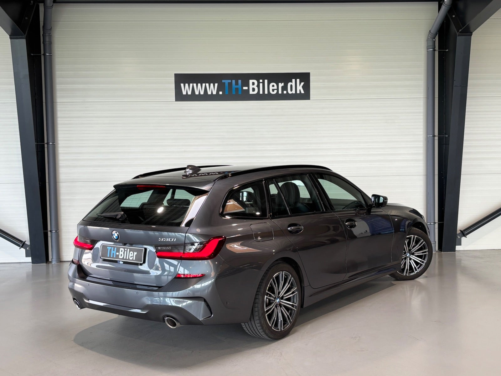 undefined BMW 330i fra 2020