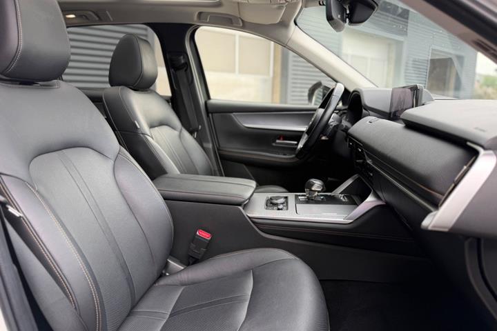 Hvid Mazda CX-60 fra 2022