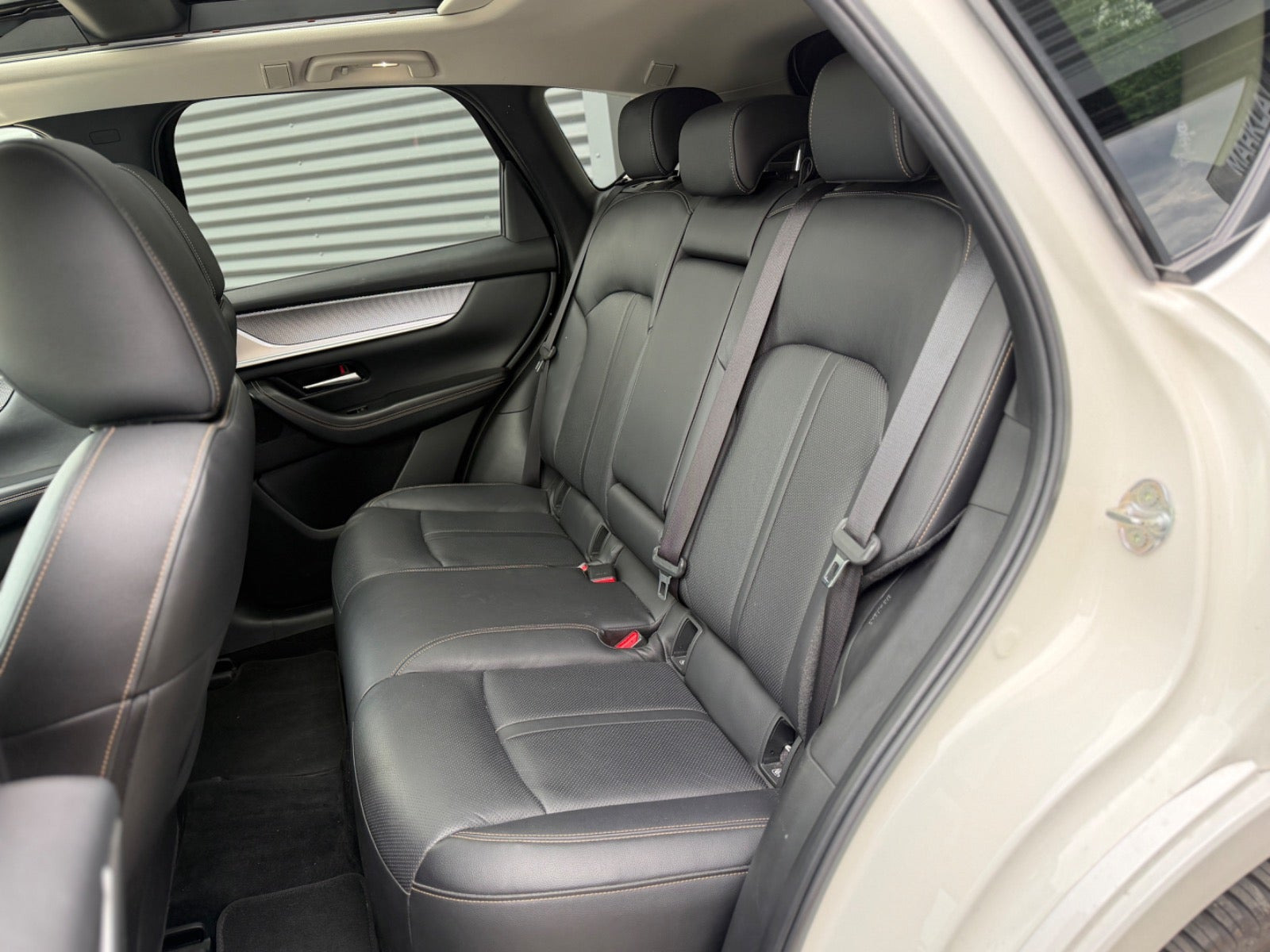 Hvid Mazda CX-60 fra 2022
