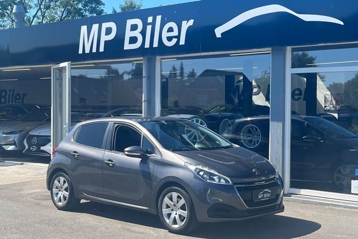 Sort Peugeot 208 fra 2018