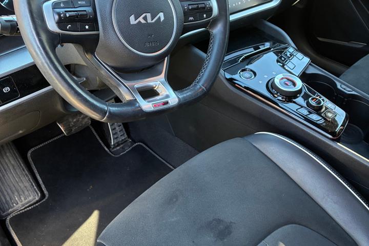 Grøn Kia Sportage fra 2022