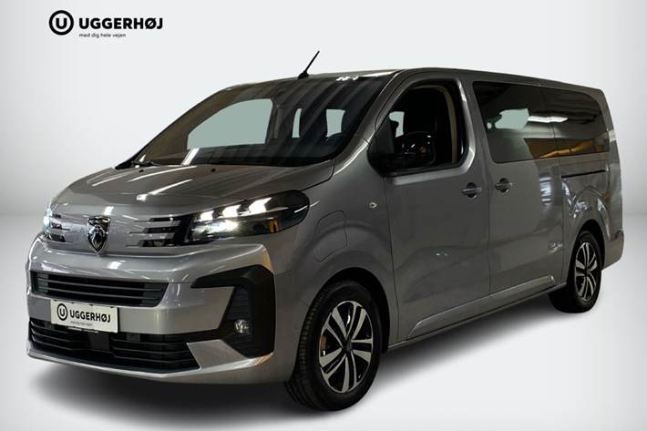 Sølv Peugeot e-Traveller fra 2023