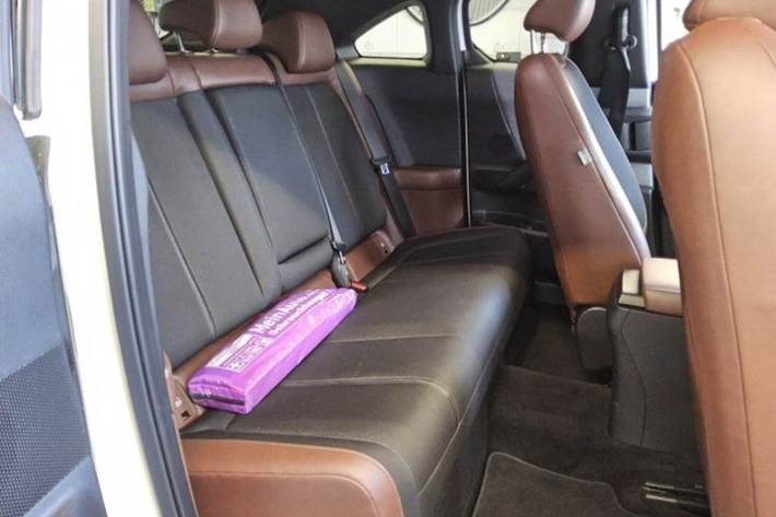 Hvid Mazda MX-30 fra 2023