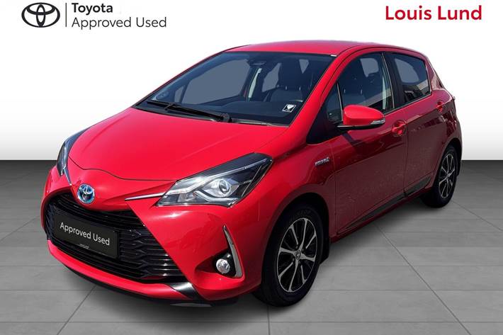 Rød Toyota Yaris fra 2020