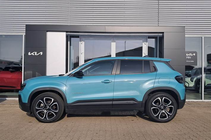 Turquoise Jeep Avenger fra 2023