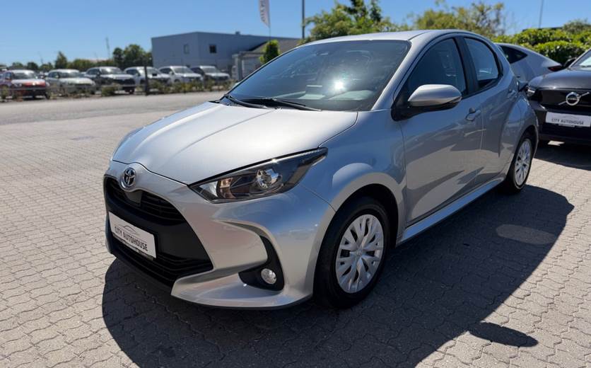 Toyota Yaris 1,5 Hybrid H3 e-CVT