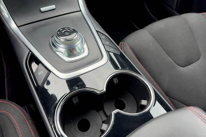 undefined Ford S-MAX fra 2019