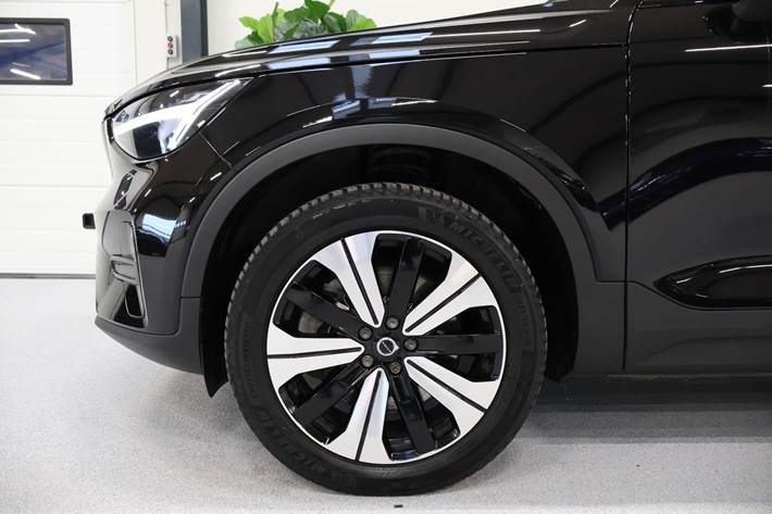 Sort Volvo XC40 fra 2022