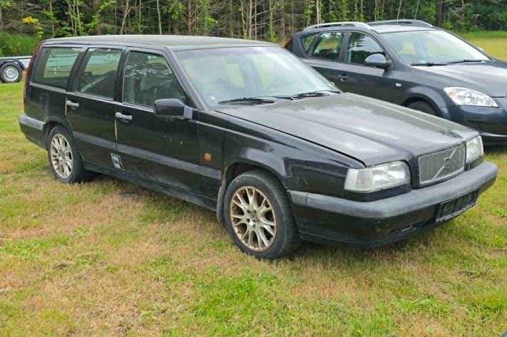 undefined Volvo 850 fra 1995 set udefra