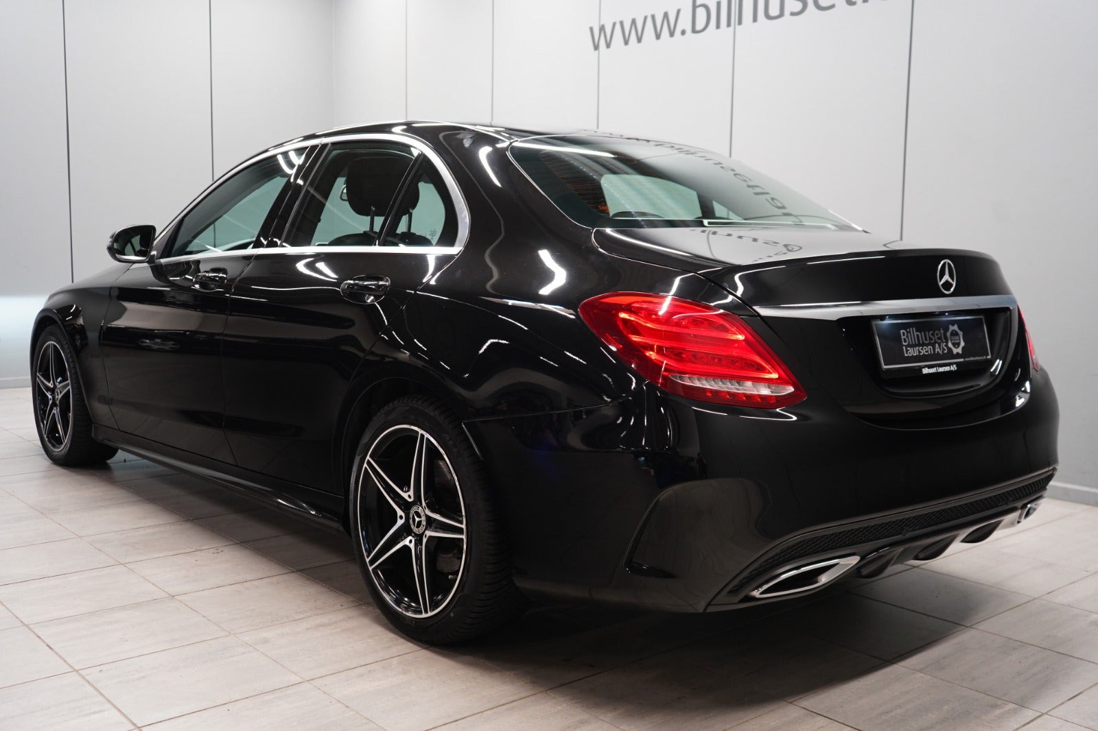 Sort Mercedes C220 d fra 2017