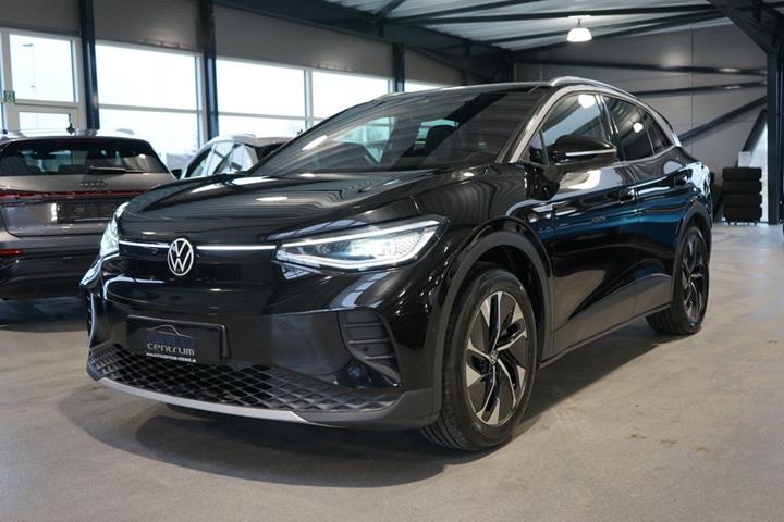 Sort VW ID.4 fra 2023 set udefra