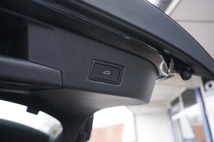 Sort VW ID.4 fra 2023