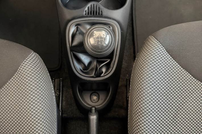 Brun Toyota Aygo fra 2012