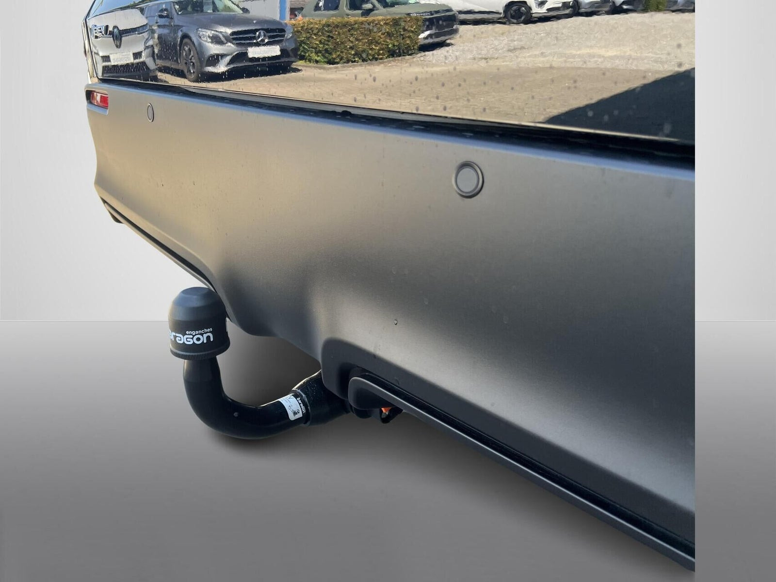 Sort Toyota BZ4X fra 2026