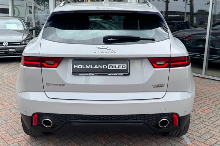 Grå Jaguar E-Pace fra 2018