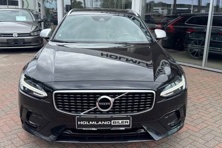 Sort Volvo V90 fra 2018