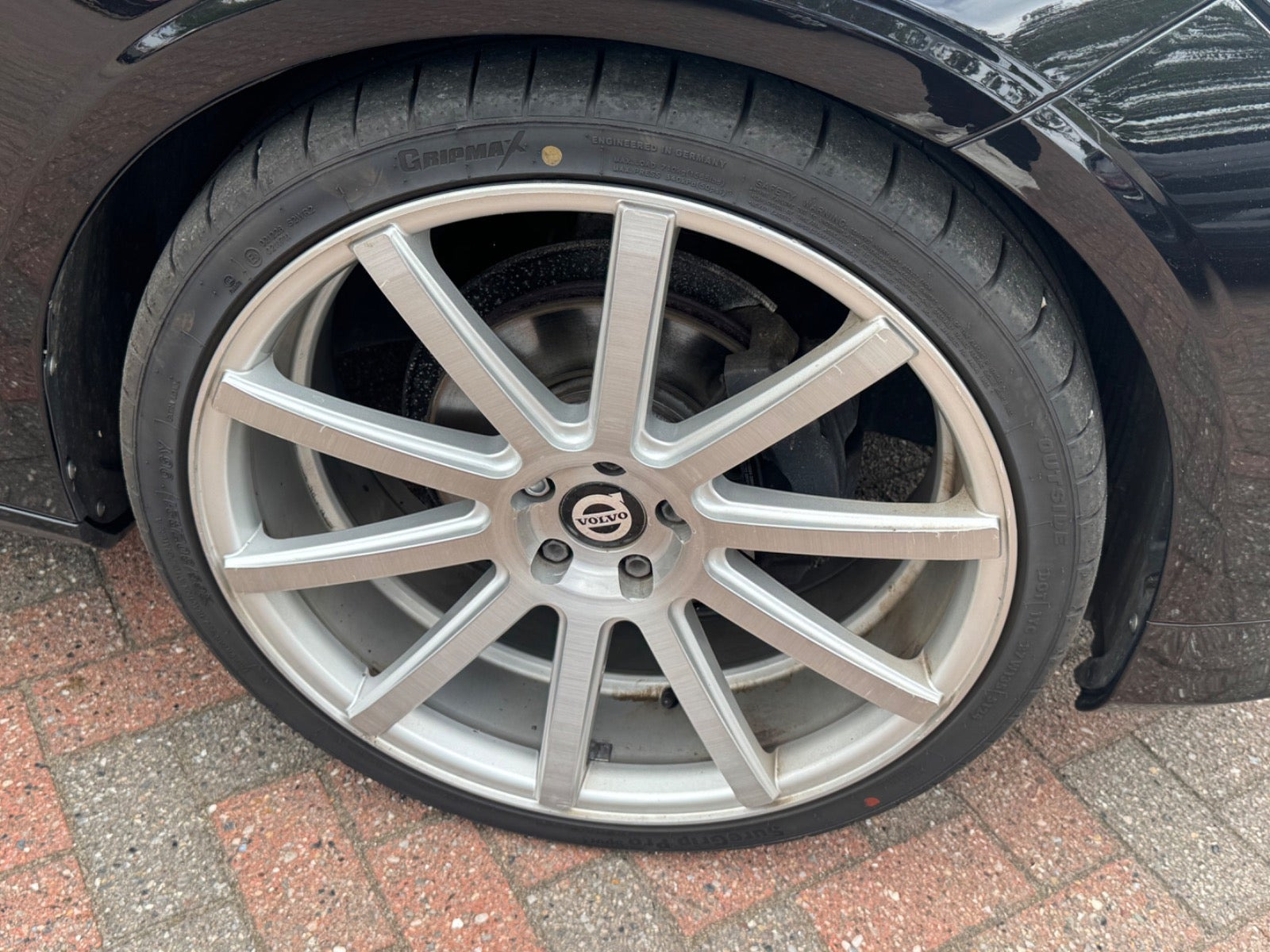 Sort Volvo V90 fra 2018