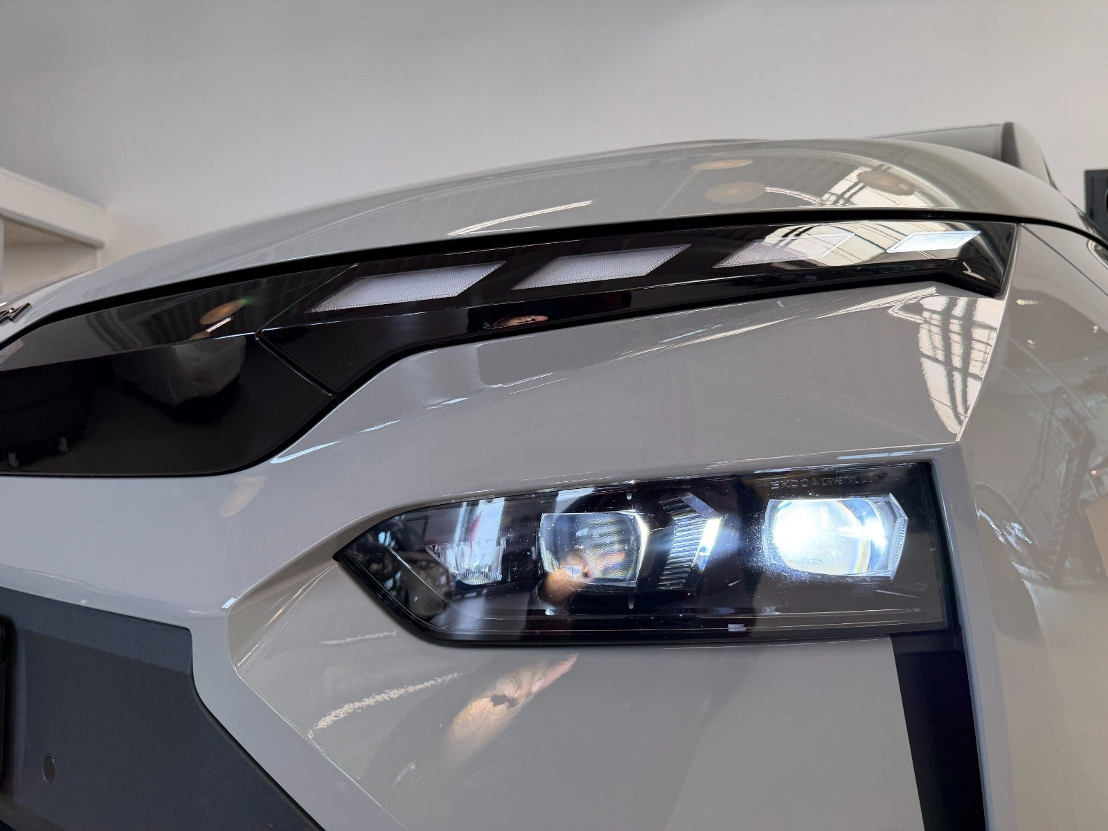 Grå Skoda Elroq fra 2025