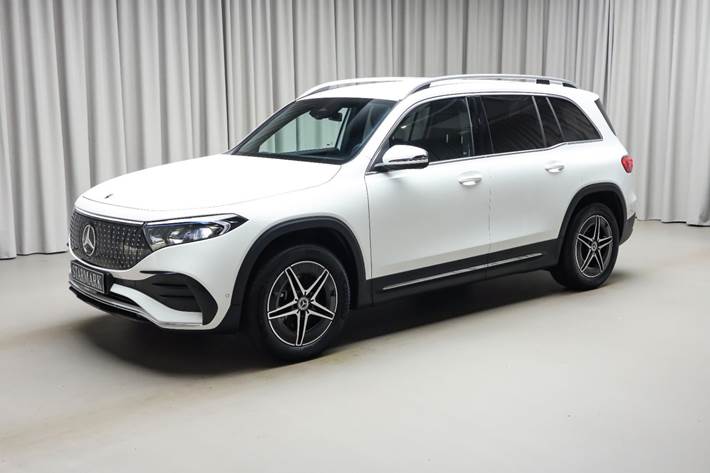 Hvid Mercedes EQB250+ fra 2026