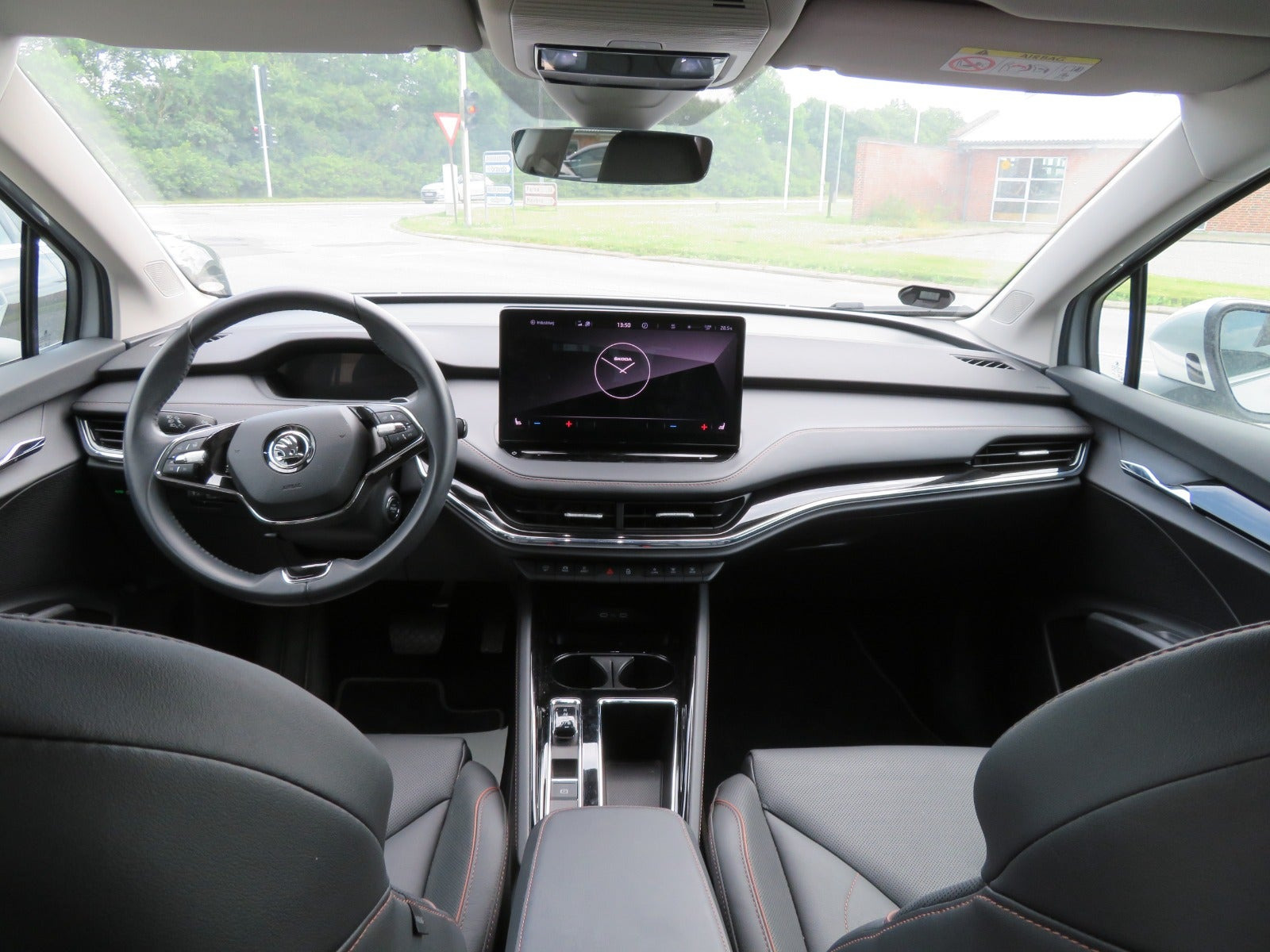 Sølv Skoda Enyaq fra 2023