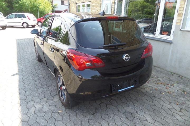 Sort Opel Corsa fra 2019