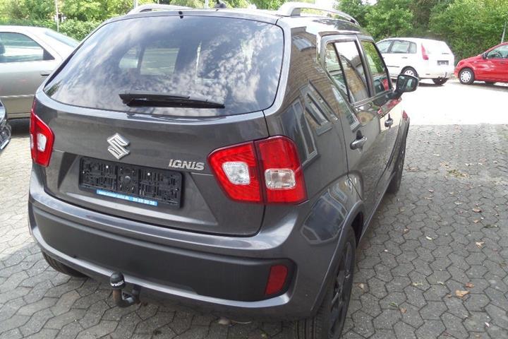 Grå Suzuki Ignis fra 2017